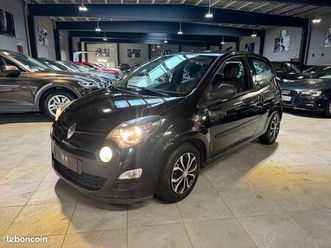 renault twingo 2 1.2 i 75 ch