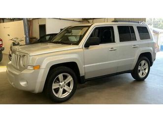 jeep patriot 2.2 crd ctok très propre entretien a jour très propre