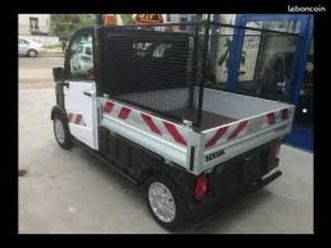 mega aixam voiture sans permis avec ridelles