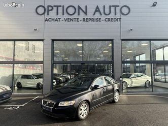 volvo s40 1.6 d 110ch kinetic (vente a pro )