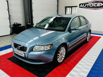 volvo s40 1.6 d 110 ch summum / cuir complet jantes alu / radar de recul / clim auto / garantie 6 mois