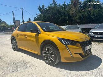 peugeot 208 100 cv pack gt line bvm6 1ere main an:04/2021 97000 kms 11490e revise & garantie