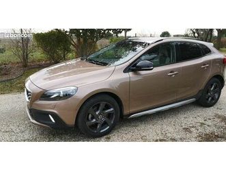volvo v40 cross country essence t4 bva 180 xénium
