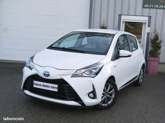 toyota yaris 100h dynamic 5p