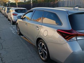 toyota hybride touring 1.8l