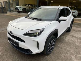 toyota yaris cross yaris hybrid 1.5i vvt-i e-cvt dynamic