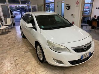 opel astra 1.7 cdti 130cv ecoflex s&s sports tourer cosmo