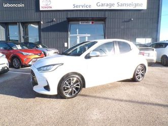 toyota yaris 116h design pack confort