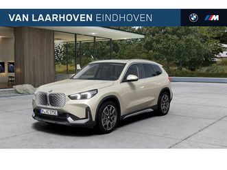 bmw-ix1-xdrive30-xline-panoramadak-adaptieve-led-achteruitrijcamera-m-adaptief-onderstel-stoelverwarming-comfort-access
