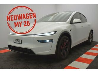 model y long range dual motor 4wd juniper neuer lg5m akku, ivi, ahk, my26