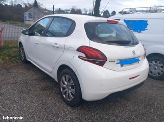 peugeot 208 affaire