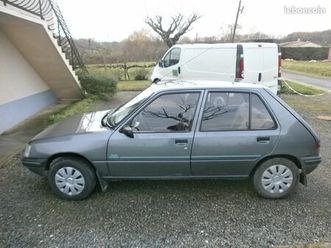 peugeot 205 sacré numero