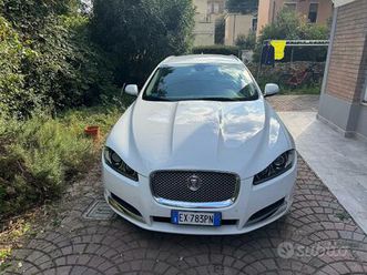 jaguar xf sportbrake 2,2d luxury 200cv