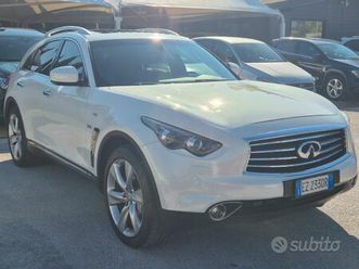 infiniti qx70 3.0 diesel v6 at s premium