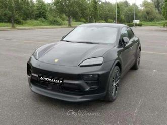 4 electric pronta consegna