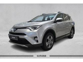 hybrid awd active style