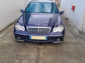 vend mercedes 220 cdi
