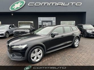 v60 cc (2018-2024) v60 cross country b4 (d) awd automatico core