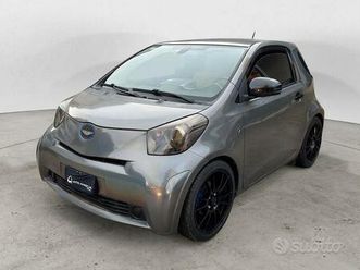 toyota iq 1.3 cvt tittarelli style-unica