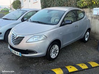 lancia yosilon 0.9 essence