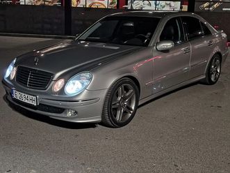 реални км/без ръжда/фабрична боя/сервизна книжка!