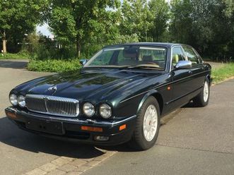 daimler double six x-300