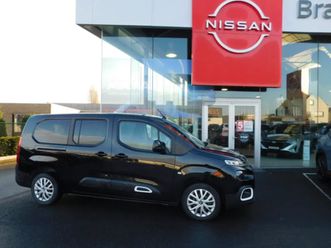 1.5 m bluehdi s/s feel 7 zit