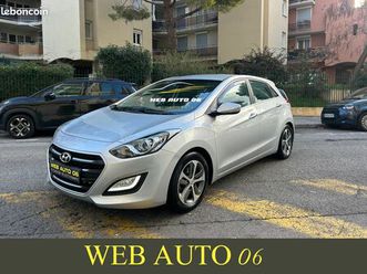 hyundai i30 1,6 crdi 110 cv boite auto 1ere main