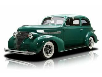 1939 chevrolet master deluxe town sedan street rod with a 350 v8