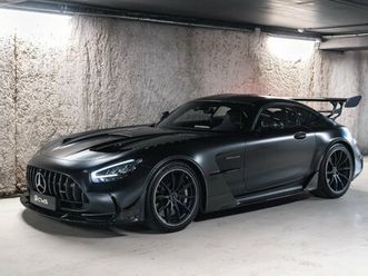 mercedes amg gt black series v8 4.0 730