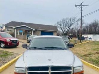2004 dodge dakota club cab - cash only