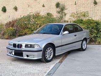 bmw e36 318is coupe' 1.9cc 16v + kit estetico m3