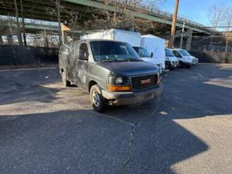 2005 gmc savanna 2500 van
