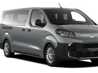 toyota proace verso 2.0 d4-d long family
