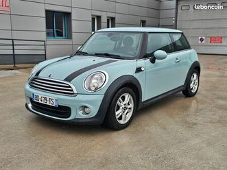 mine one pack salt 1.6 75ch 06/2011 156000 kms