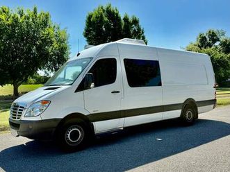 2013 freightliner sprinter 2500 high roof - accident/smoke-free - 9k!