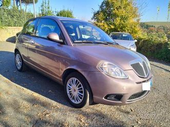 lancia ypsilon 3 porte lancia ypsilon 1.2 8v 2010