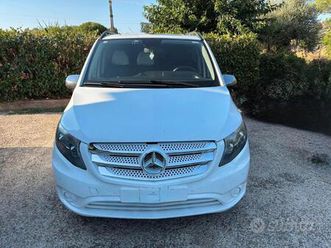 vito tourer 9 posti