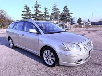 toyota avensis 1.8 16v station wagon