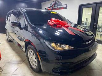 2023 chrysler voyager lx 4dr mini van every one get approved 0 down