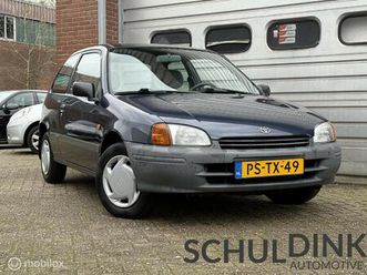 toyota starlet 1.3-16v trekhaak|elektrische ramen|betrouwbaar