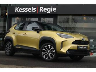 toyota yaris cross 1.5 hybrid bi-tone acc blis navi carplay camera stoelverwarming