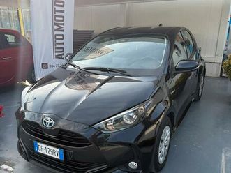 toyota yaris 1.5 hybrid