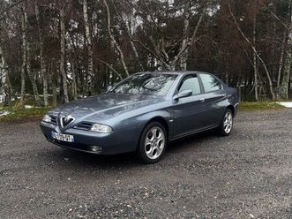 alfa romeo 166 2.4 jtd 5 cylindres révisée et garantie attelage remorque