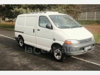 d-4d 100 4x4 fourgon court tole 4p