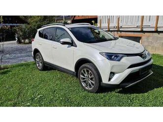 toyota rav4 2,0