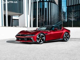 ferrari ostatní 12cilindri*nové*full carbon