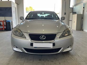 lexus is 220d business