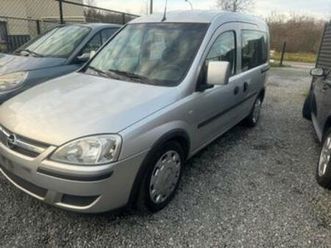 ② opel combo1.7 diesel bj 2010 km 240.000 euro 4 start en rijd — opel — 2ememain