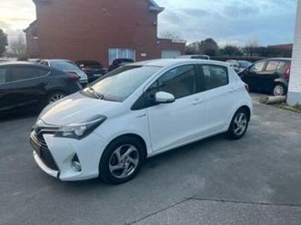 ② toyota yaris 1.5i vvt-i hybrid 19000km!! — toyota — 2ememain